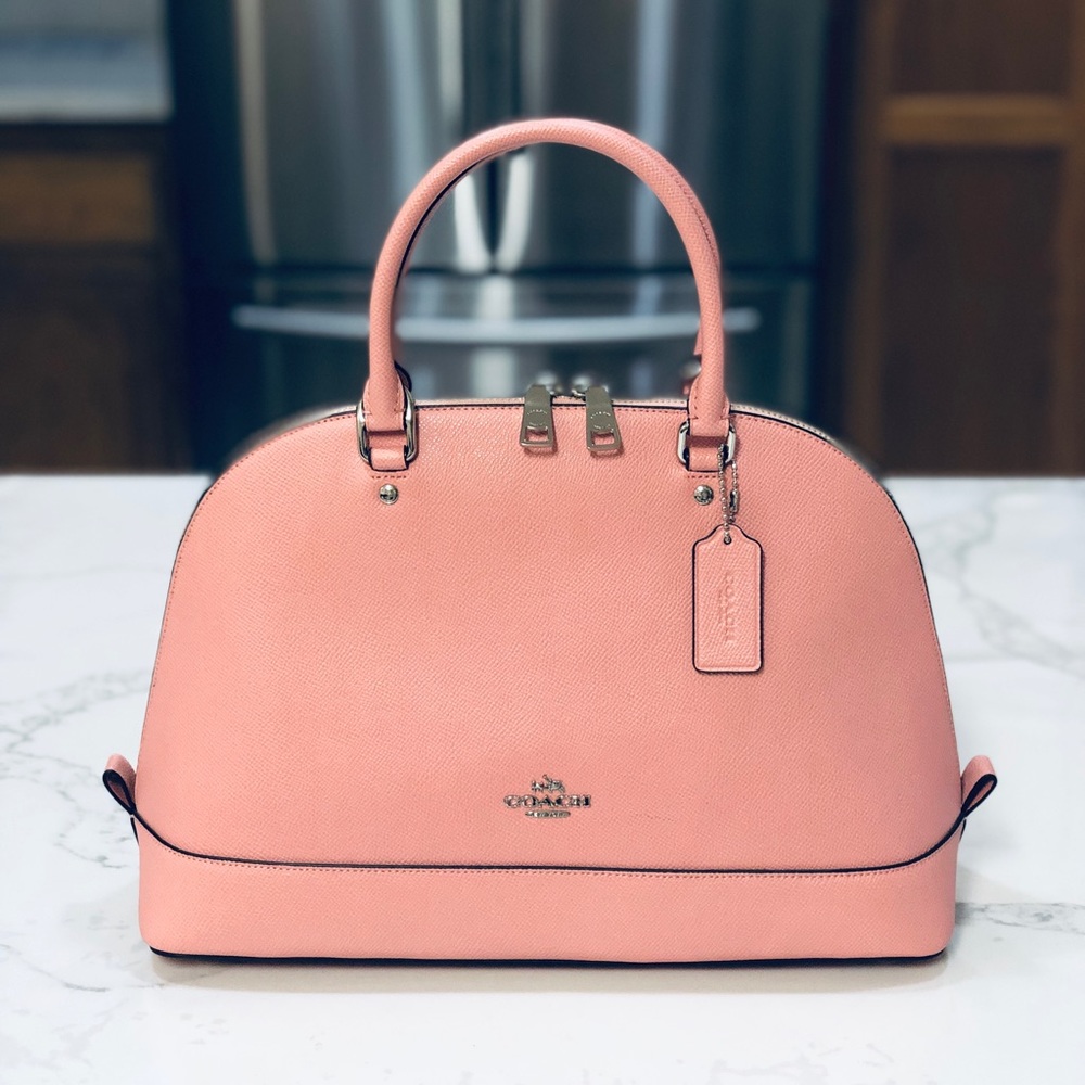 NWT Coach Sierra Bag blossom
